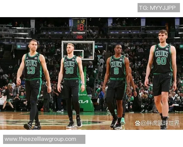 球队替补席深度对比决定长赛季竞争力